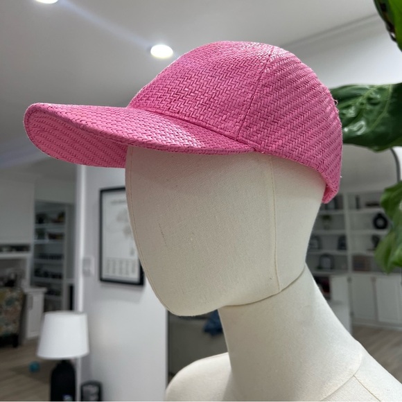 Pink straw cap - Picture 1 of 8